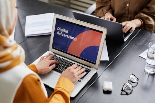 Online hirdetes laptoppal